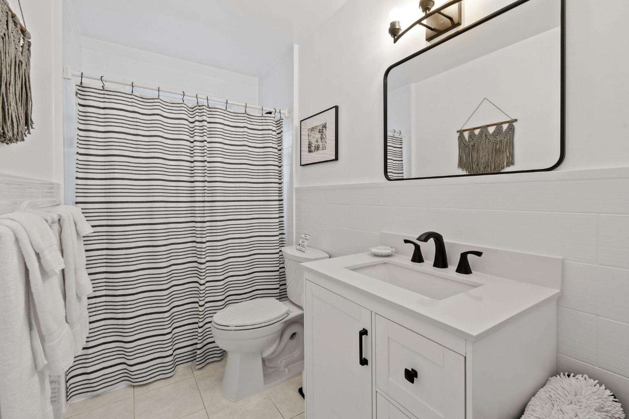 Sunshine Shores Boutique Apartments بالم بيتش شورز المظهر الخارجي الصورة